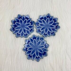 Kotobuki Crackle Glaze Lotus Flower Ceramic 4 3/4"W Saucer Plate Dish Blue Japan